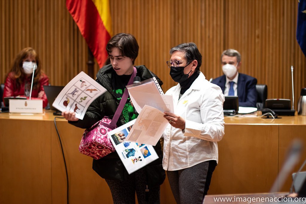 sara y ángeles Noticia 2