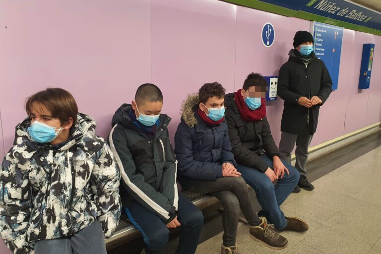 VIAJAMOS_EN_METRO_2